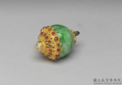 图片[2]-Jadeite button inlaid with gold and gems, Qing dynasty, 18th-19th c., work of the Muslim regions-China Archive